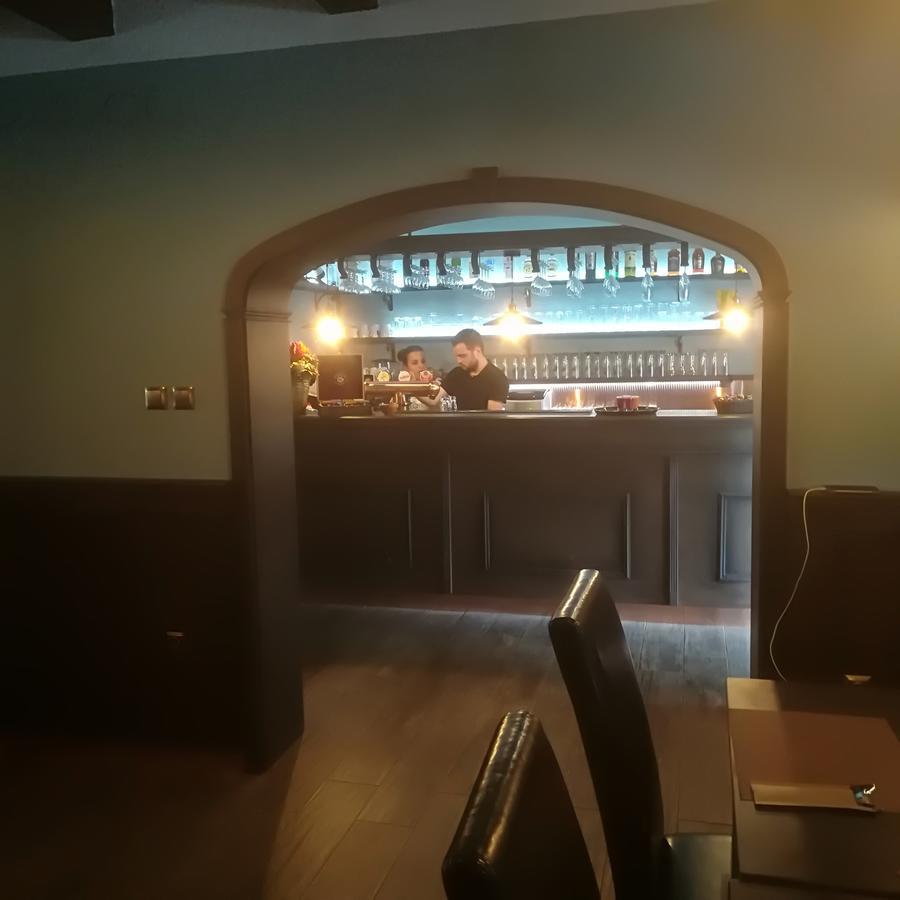 Penzion A Restauracia Hanisberg Krupina Экстерьер фото