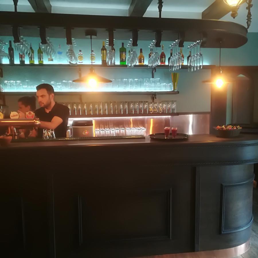 Penzion A Restauracia Hanisberg Krupina Экстерьер фото