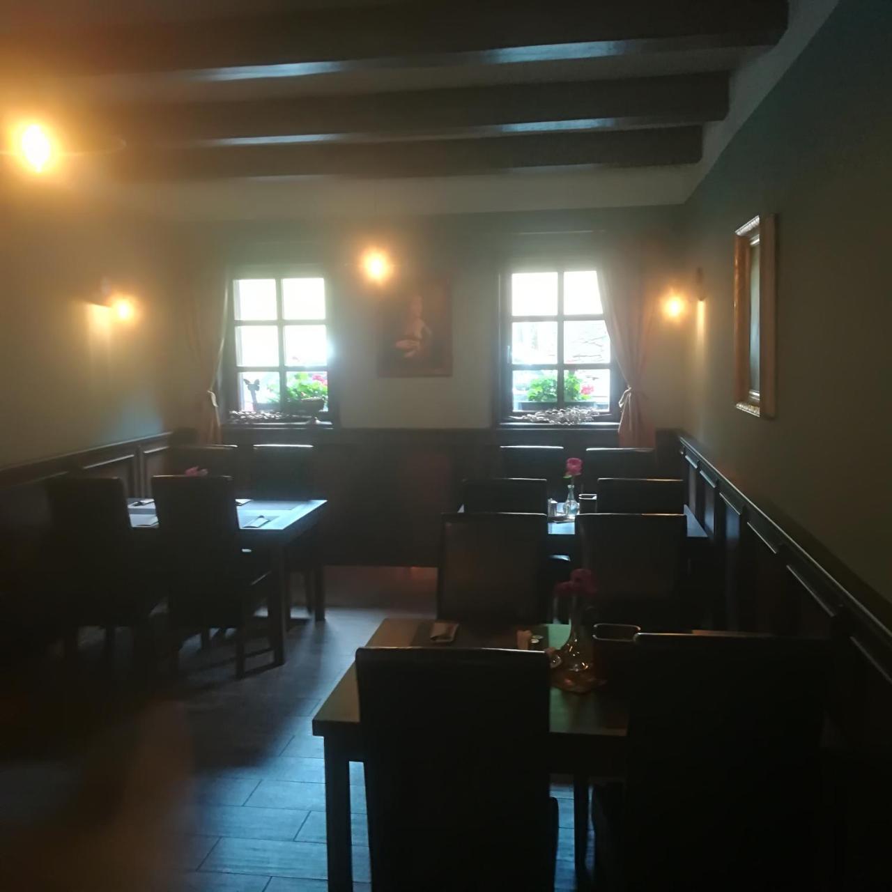 Penzion A Restauracia Hanisberg Krupina Экстерьер фото