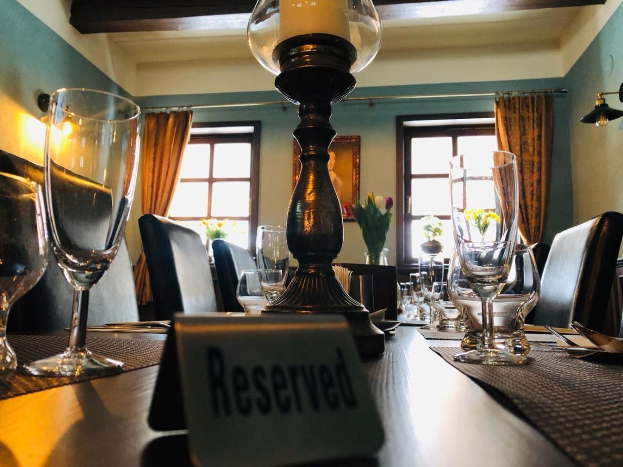 Penzion A Restauracia Hanisberg Krupina Экстерьер фото